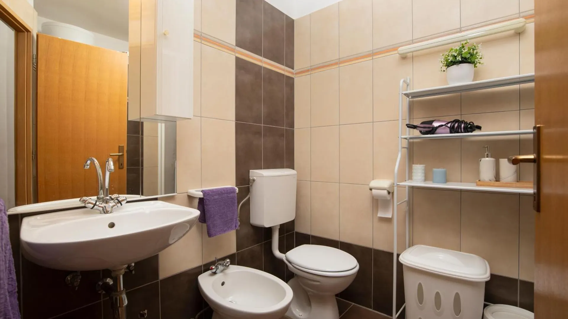 פולה Countryside Apartment Manu