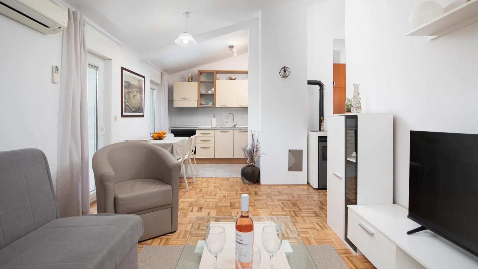 פולה Countryside Apartment Manu 0*,